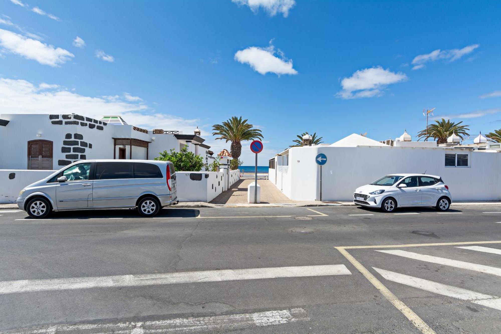 2Br Terrace Home - 10 Min Walk To The Beach Playa Honda  Extérieur photo